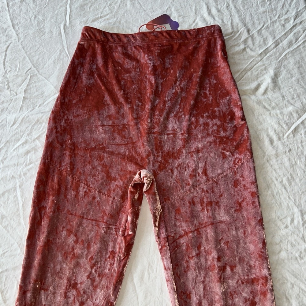 Yitty Plusshy High Waist Shaping Leggings Size Large Pink Velour Velvet NWT - Picture 4 of 6